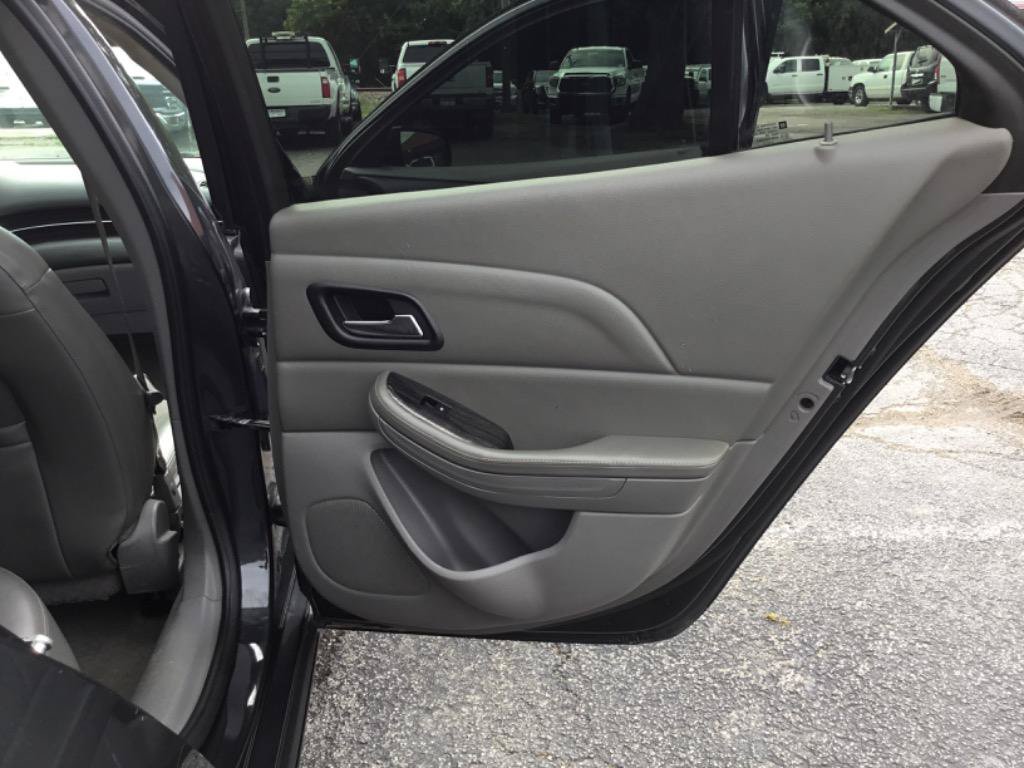 Used 2015 Chevrolet Malibu LT w/ Power Convenience Package FWD image 27