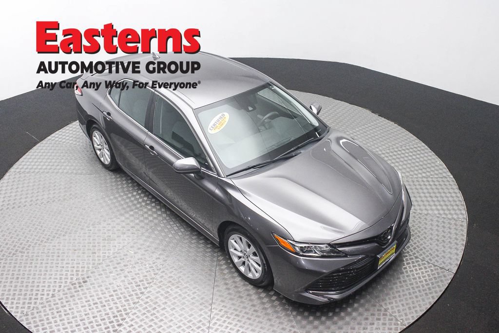 Used 2019 Toyota Camry LE FWD image 3
