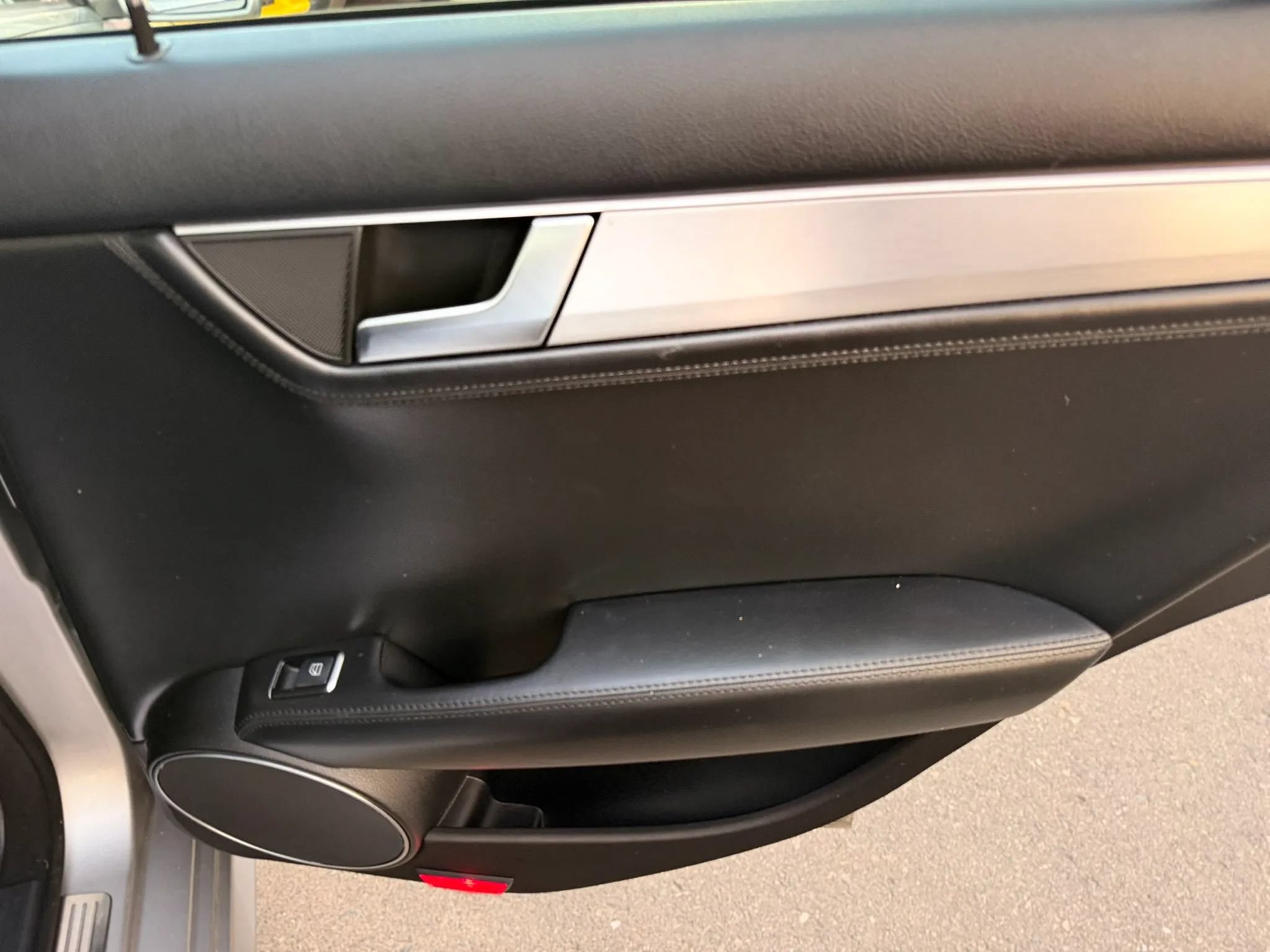 Used 2012 Mercedes-Benz C 63 AMG Sedan image 23