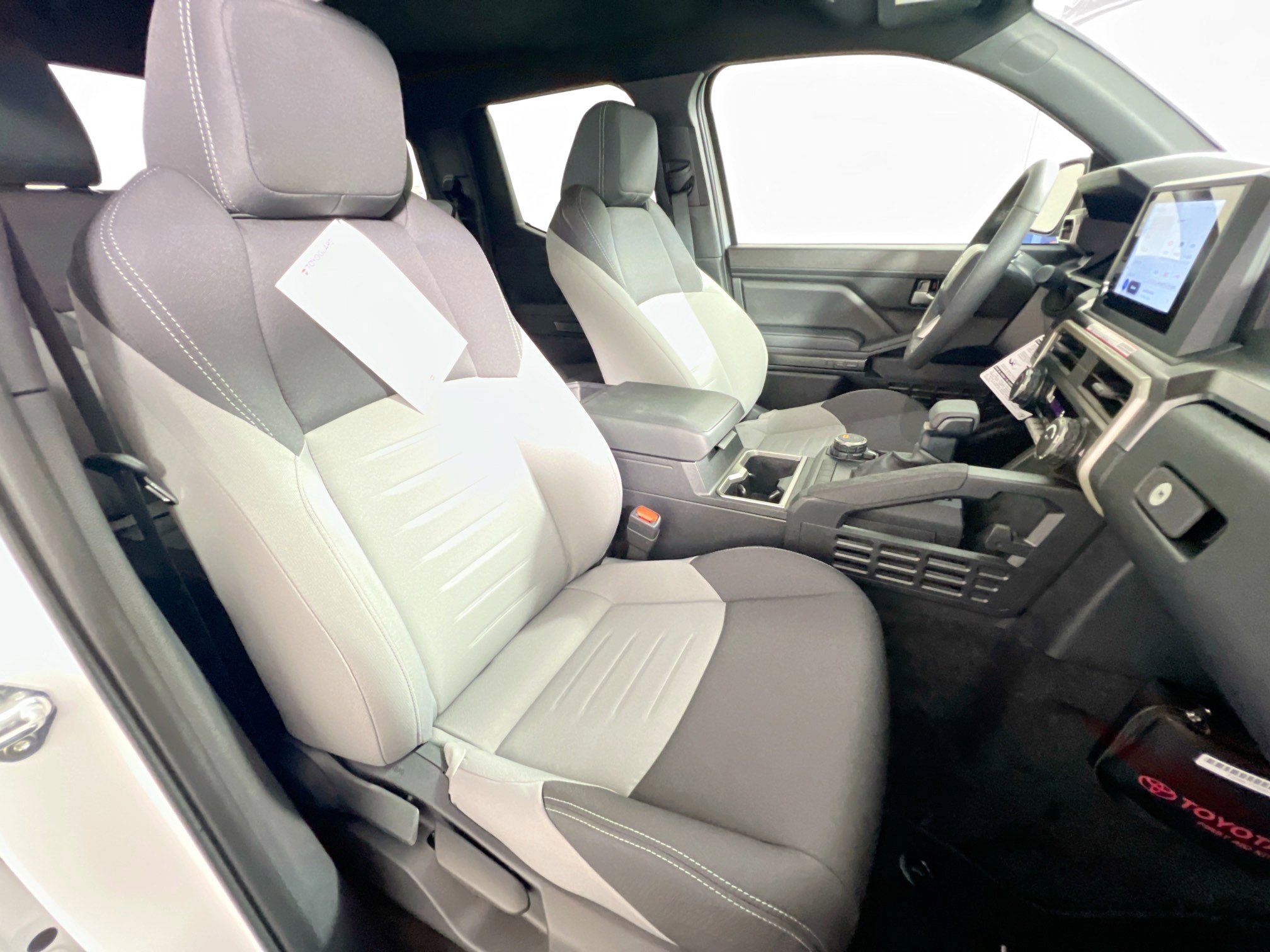 New 2025 Toyota Tacoma TRD Sport image 31