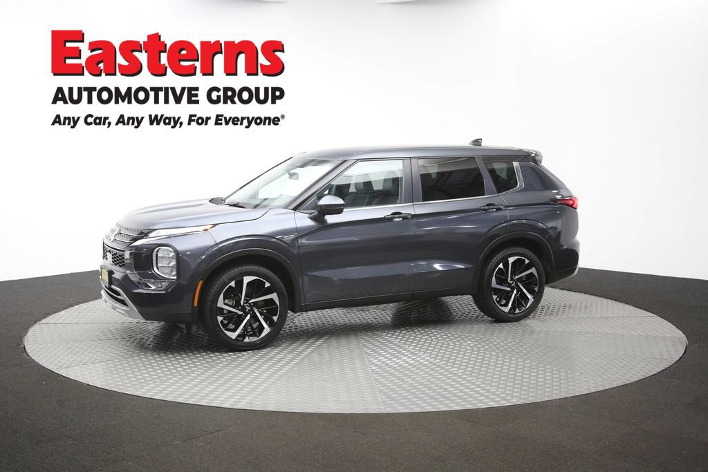 Used 2024 Mitsubishi Outlander SE AWD/4WD image 57
