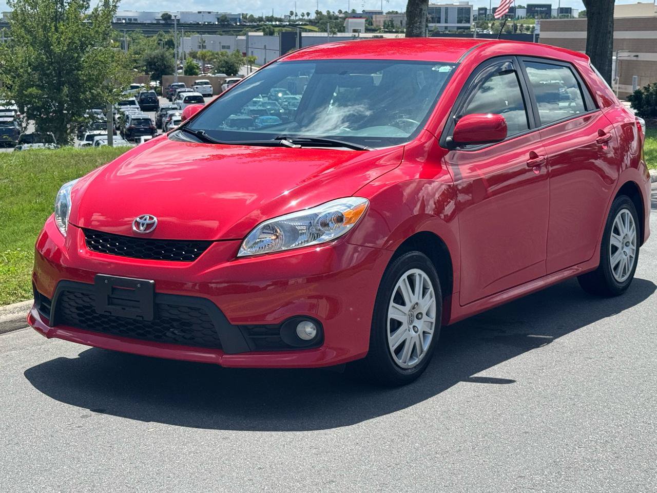 Used 2012 Toyota Matrix L w/ L Sport Pkg FWD image 2