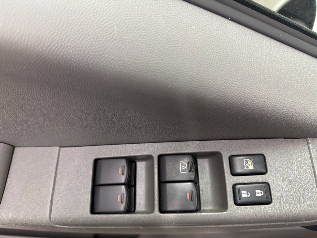 Used 2019 Nissan Frontier SV image 10