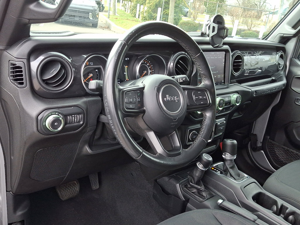 Used 2021 Jeep Wrangler Unlimited Sport image 25
