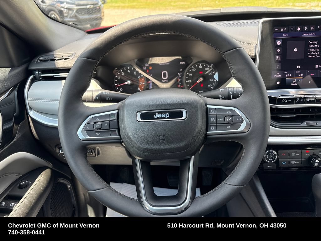 Used 2026 Jeep Compass Limited AWD/4WD image 31