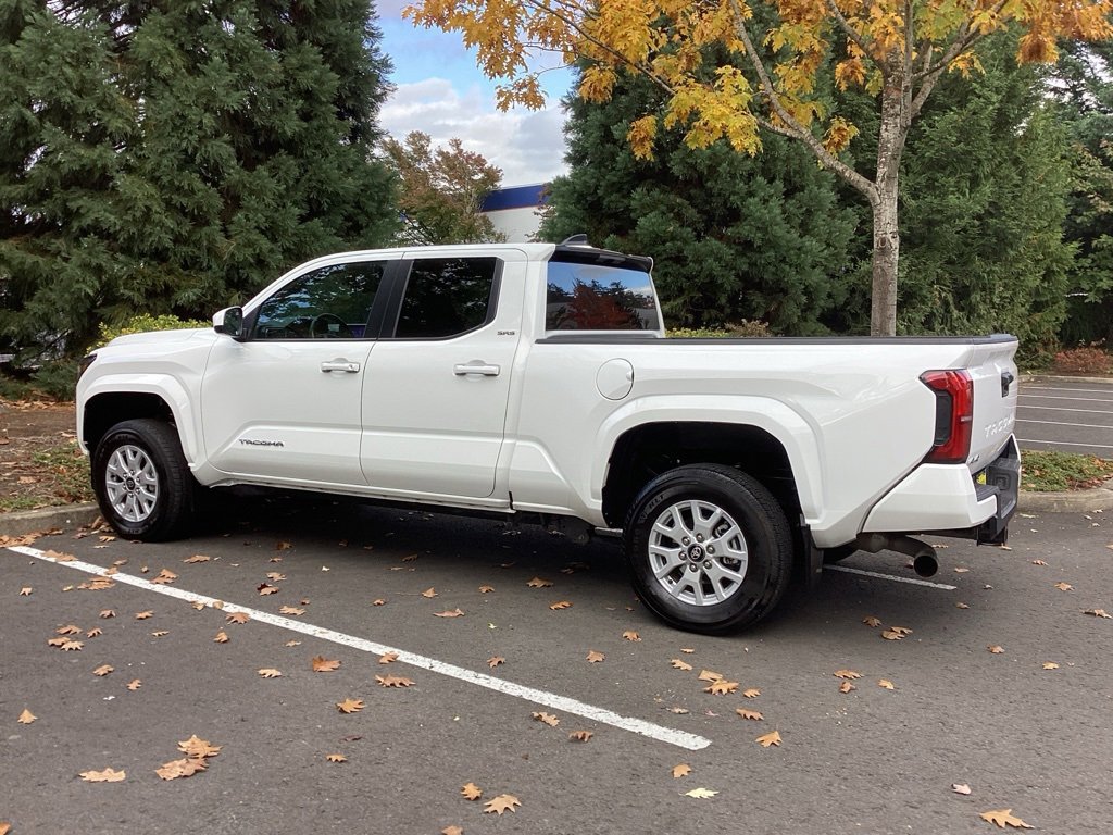 Certified 2024 Toyota Tacoma SR5 image 9