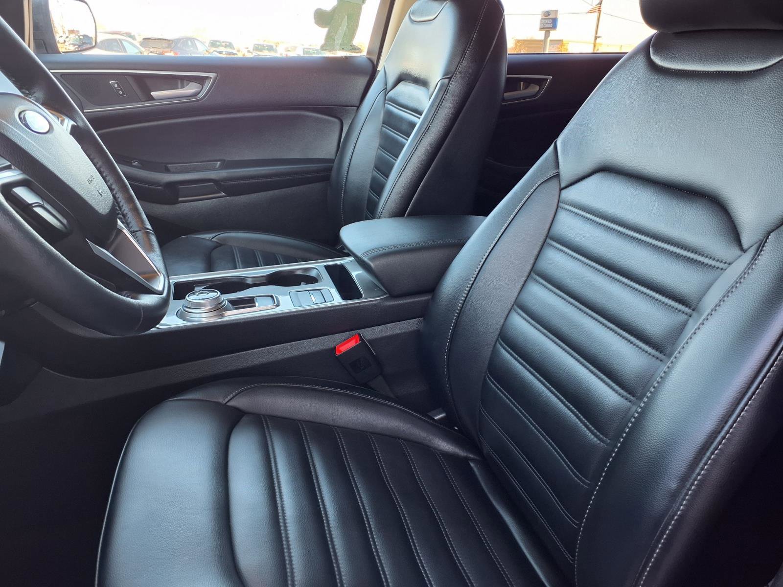 Certified 2023 Ford Edge SEL w/ Convenience Package image 3