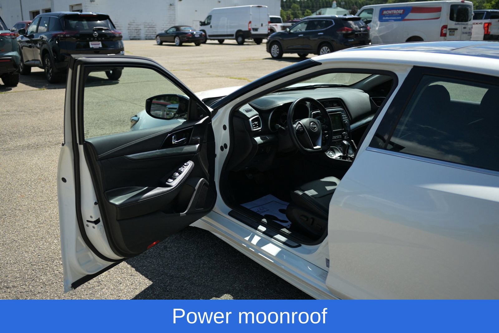 Used 2023 Nissan Maxima SL FWD image 17