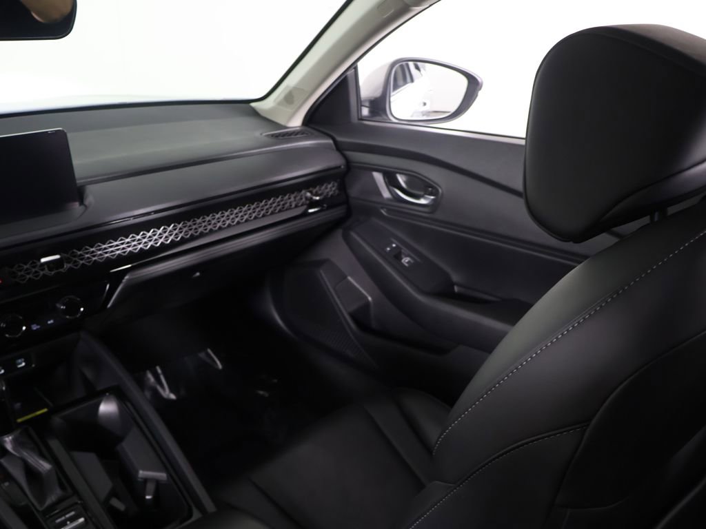 Used 2025 Honda Accord EX-L image 36