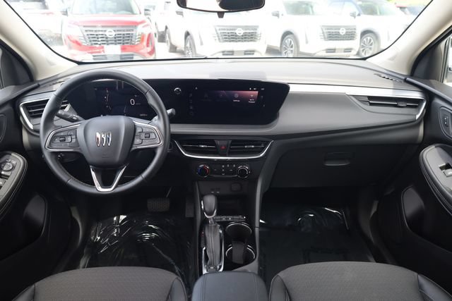 Used 2025 Buick Encore GX Preferred FWD image 12