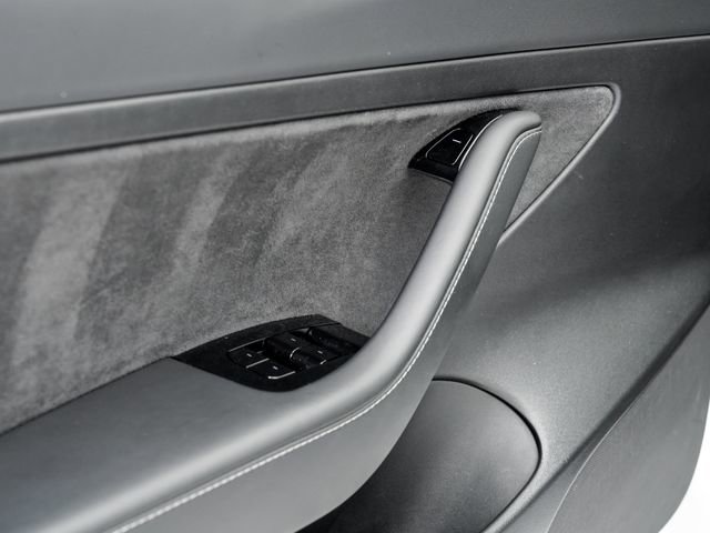 Used 2020 Tesla Model 3 Standard Range Plus image 7