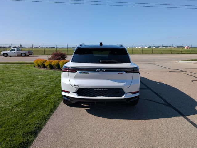 Used 2024 Chevrolet Equinox EV RS FWD image 7