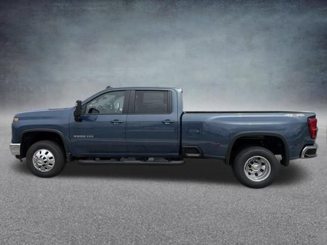 New 2026 Chevrolet Silverado 3500 LT w/ All Star Edition AWD/4WD image 10