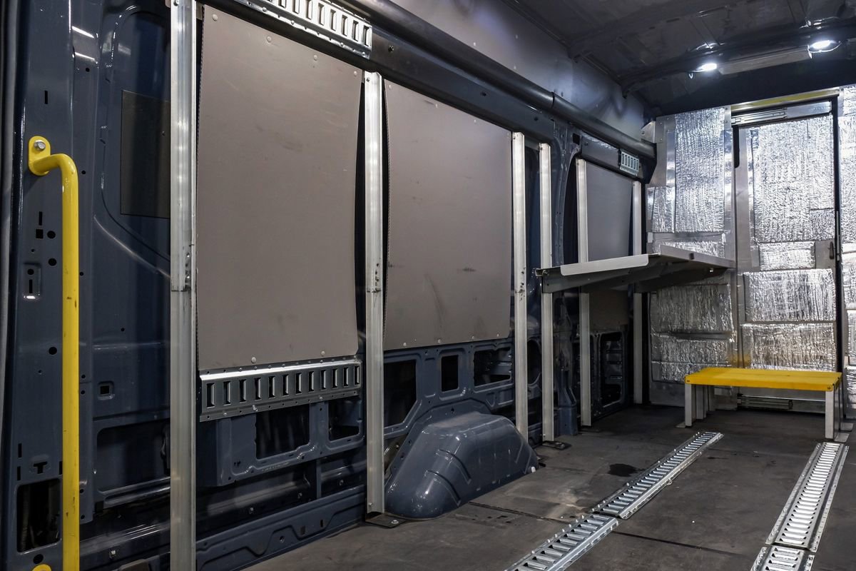 Used 2019 Ford Transit 250 148 High Roof Extended image 25