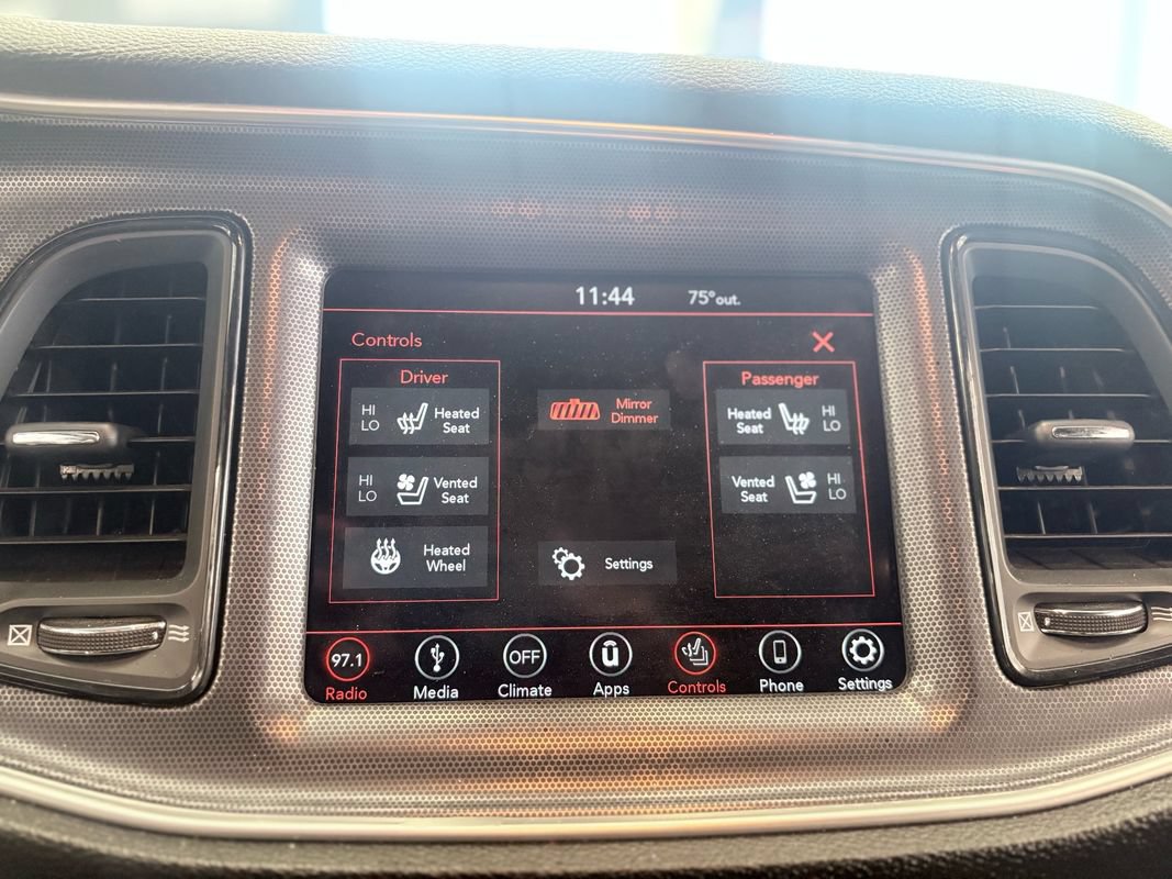 Used 2018 Dodge Challenger GT AWD/4WD image 33