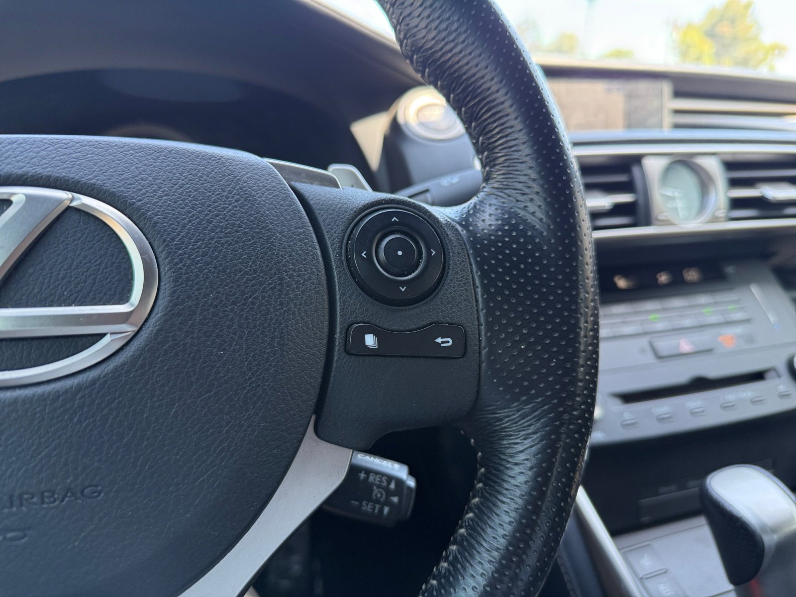 Used 2016 Lexus IS 200t w/ F Sport Package RWD image 16