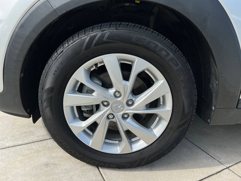 Used 2019 Hyundai Tucson Value FWD image 23