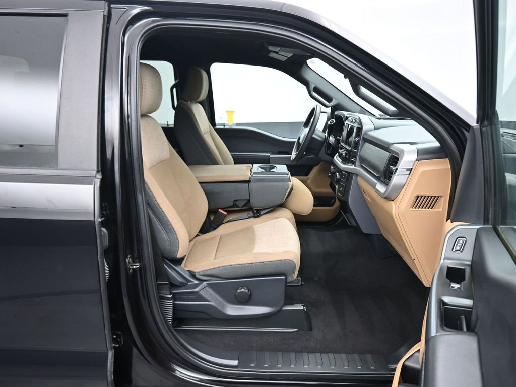 Used 2023 Ford F150 XLT image 44