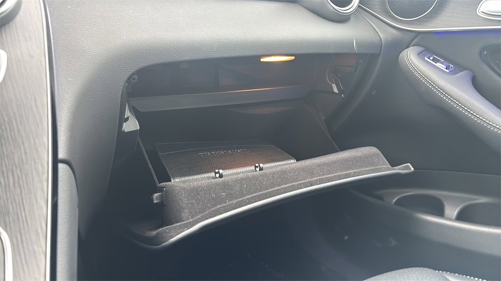 Used 2022 Mercedes-Benz GLC 300 4MATIC image 29