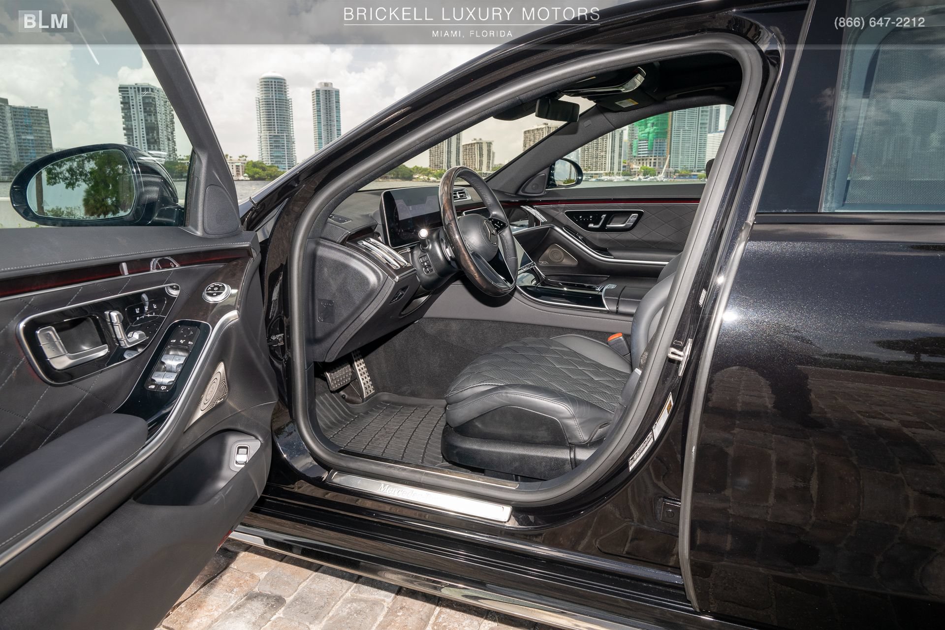 Used 2024 Mercedes-Benz S 580 4MATIC Sedan w/ AMG Line image 15