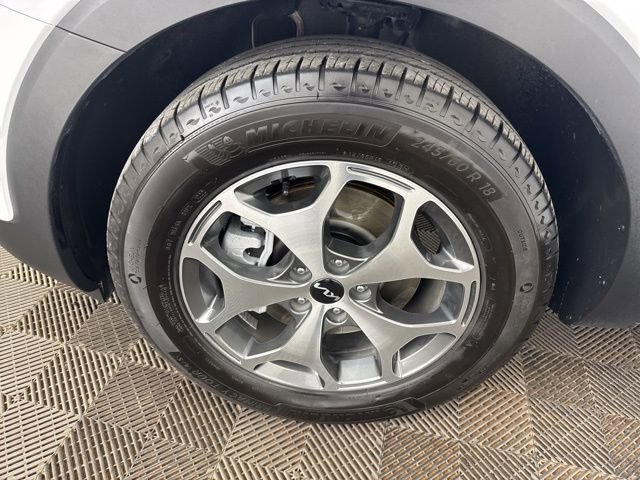 Certified 2022 Kia Telluride EX image 30