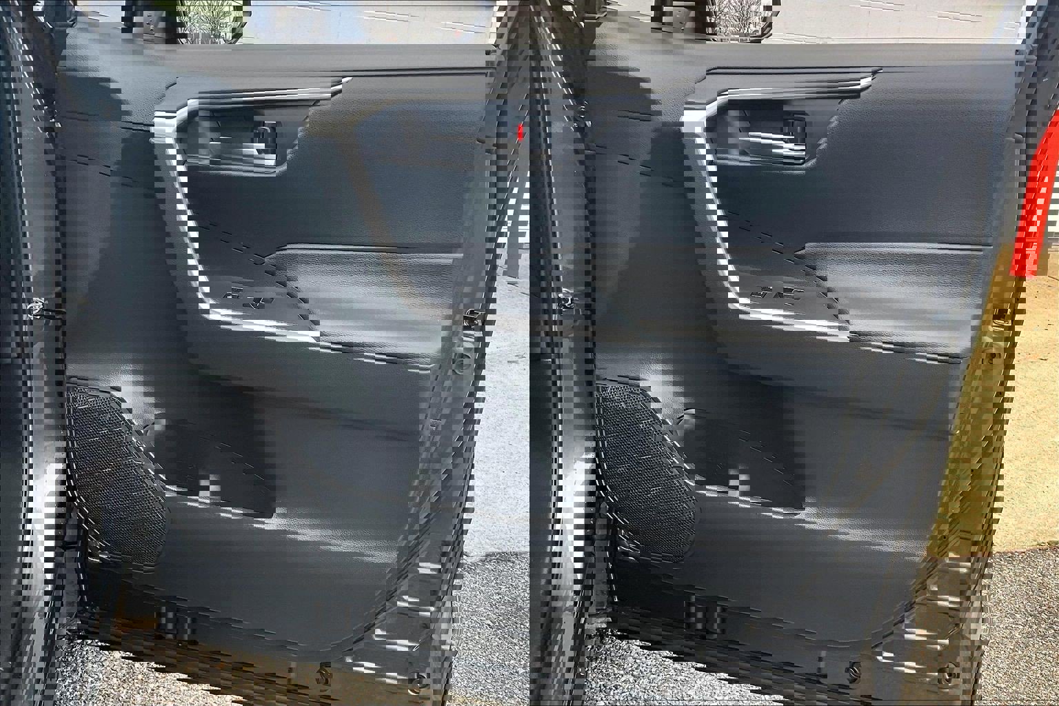 Used 2024 Toyota RAV4 XLE image 29