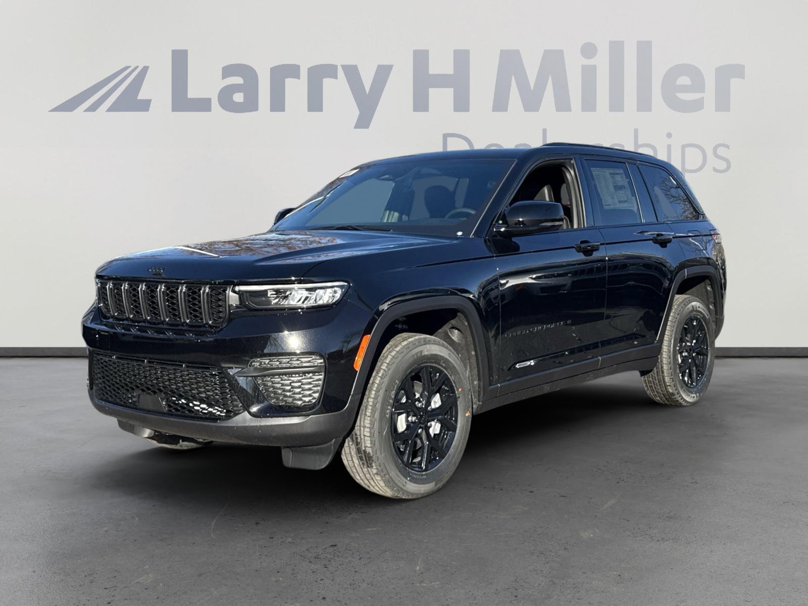 New 2025 Jeep Grand Cherokee Altitude