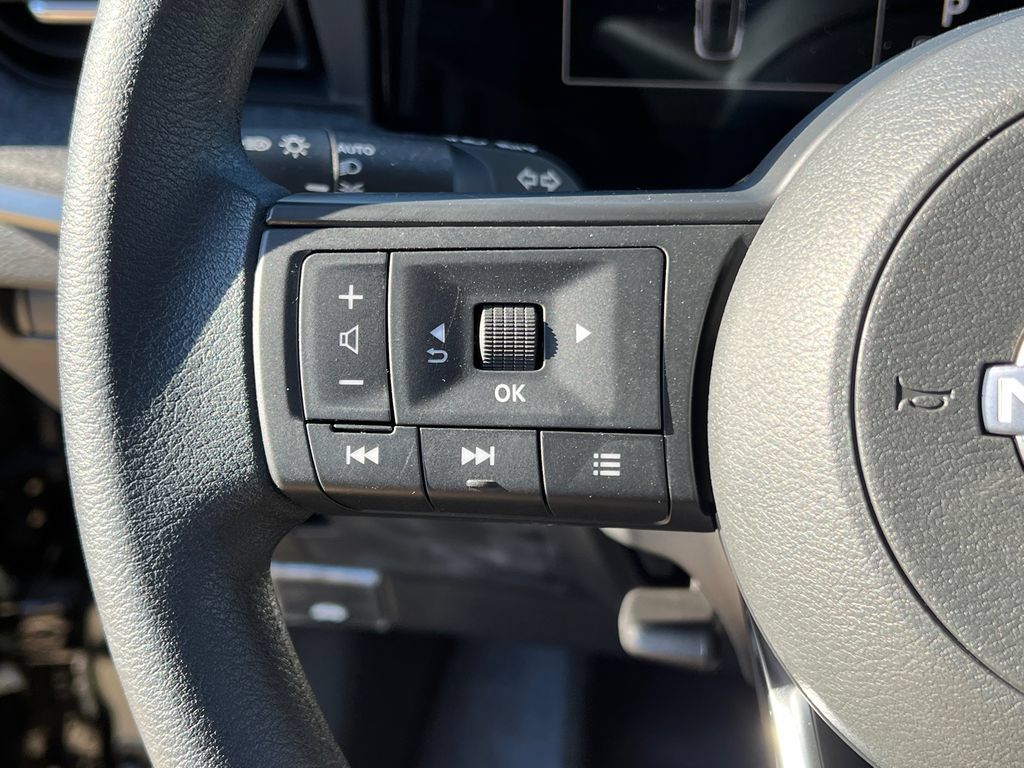New 2026 Nissan Kicks SV w/ Cold Weather Package AWD/4WD image 24