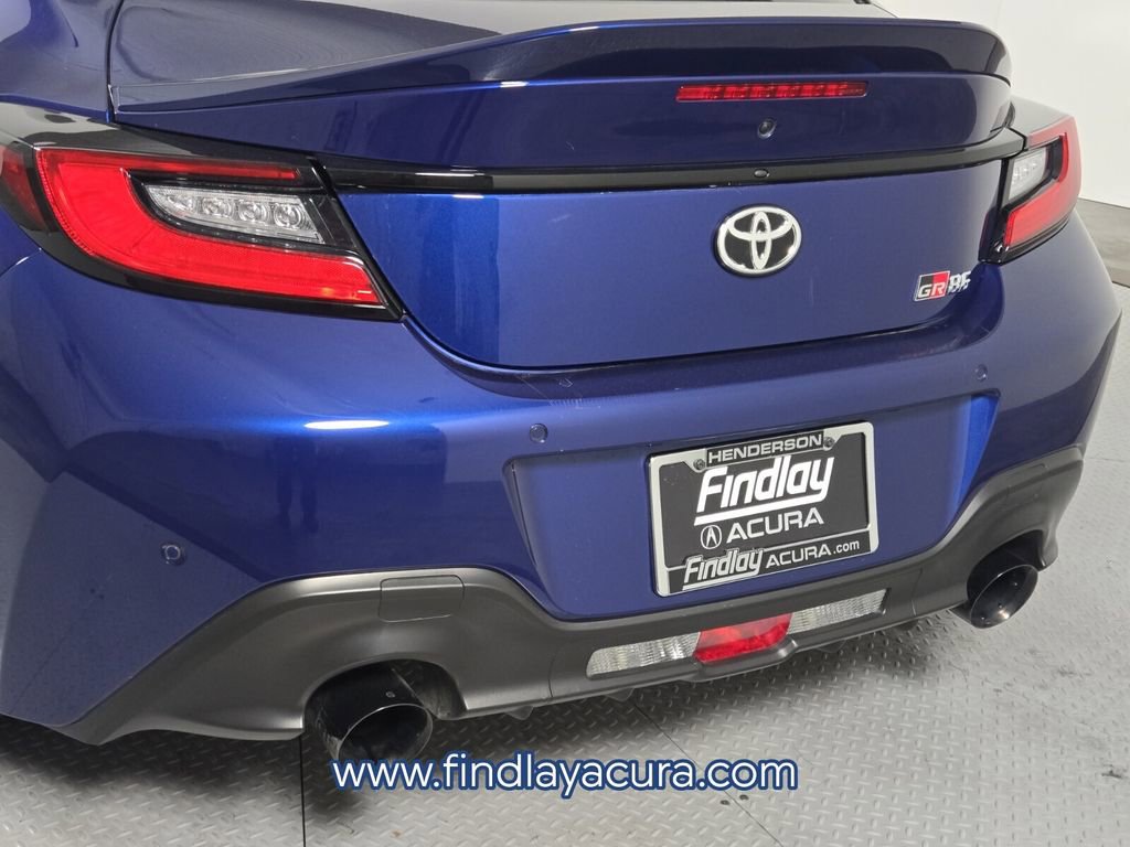 Used 2024 Toyota GR86 Premium RWD image 6
