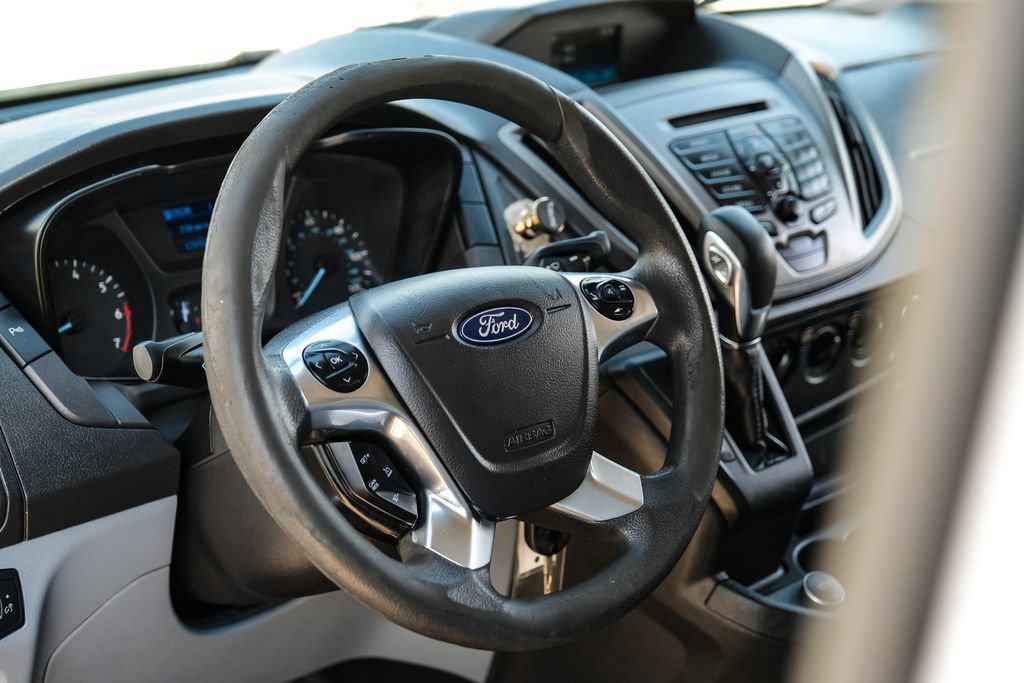Used 2019 Ford Transit 250 130 Low Roof RWD image 11