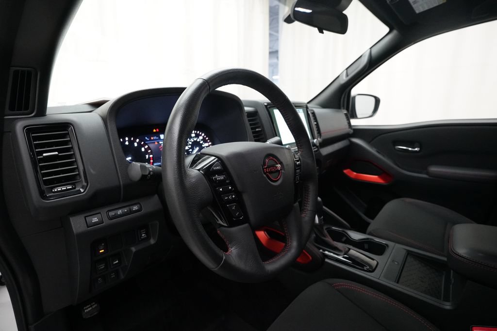 Certified 2023 Nissan Frontier PRO-4X w/ Pro Convenience Package AWD/4WD image 8