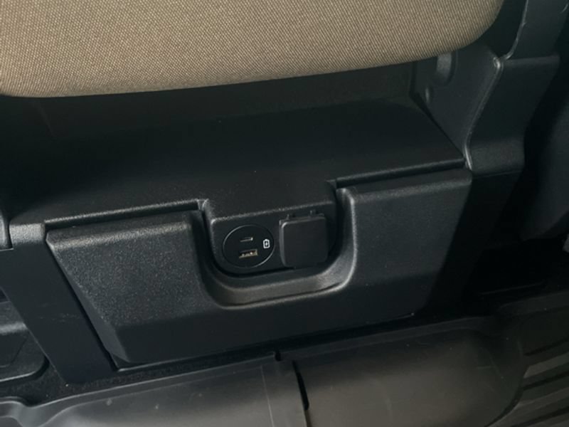Used 2023 Ford F150 XLT AWD/4WD image 11