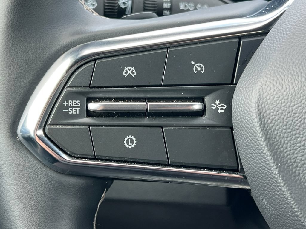 Used 2026 Chevrolet Traverse LT AWD/4WD image 21