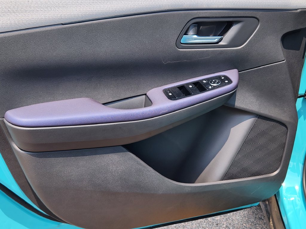 New 2026 Nissan Leaf SV+ w/ Floor Mat Package (SV+) FWD image 13