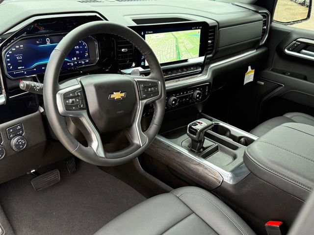 Used 2025 Chevrolet Silverado 1500 LTZ w/ Z71 Off-Road Package AWD/4WD image 10
