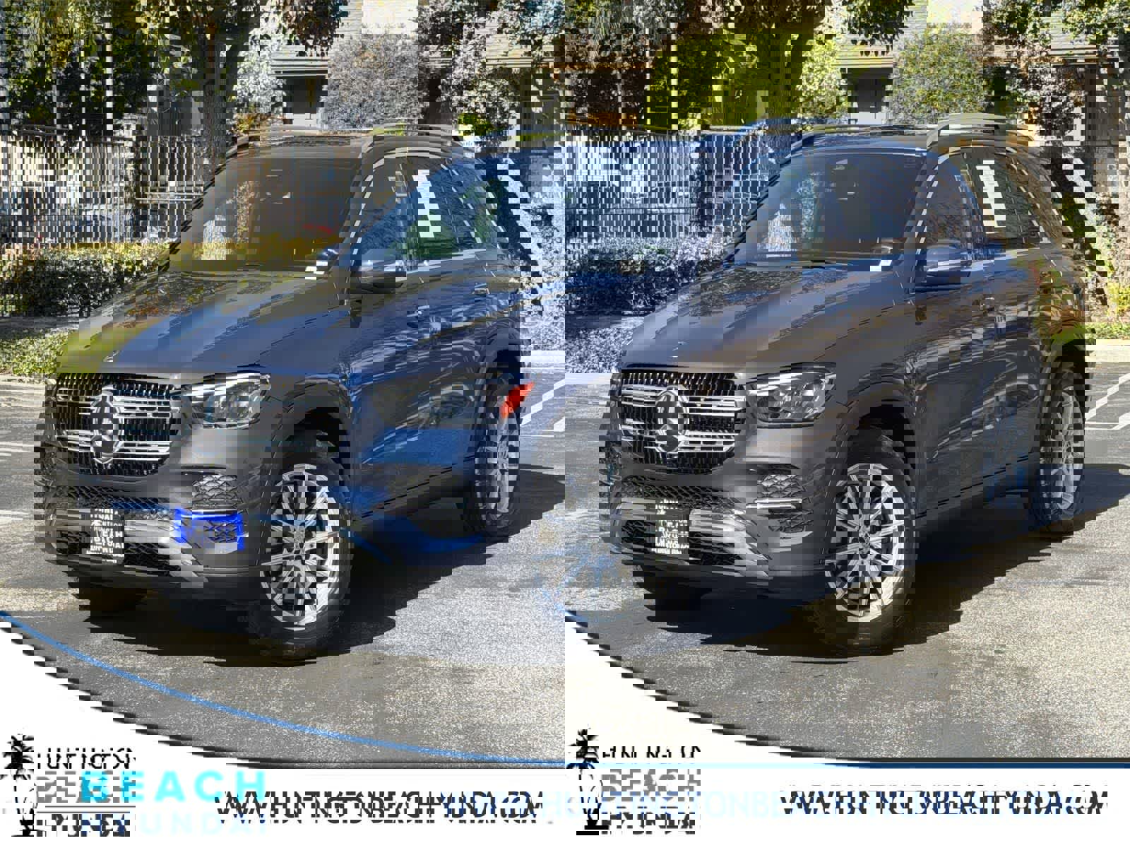 Used 2024 Mercedes-Benz GLE 450e 4MATIC image 1