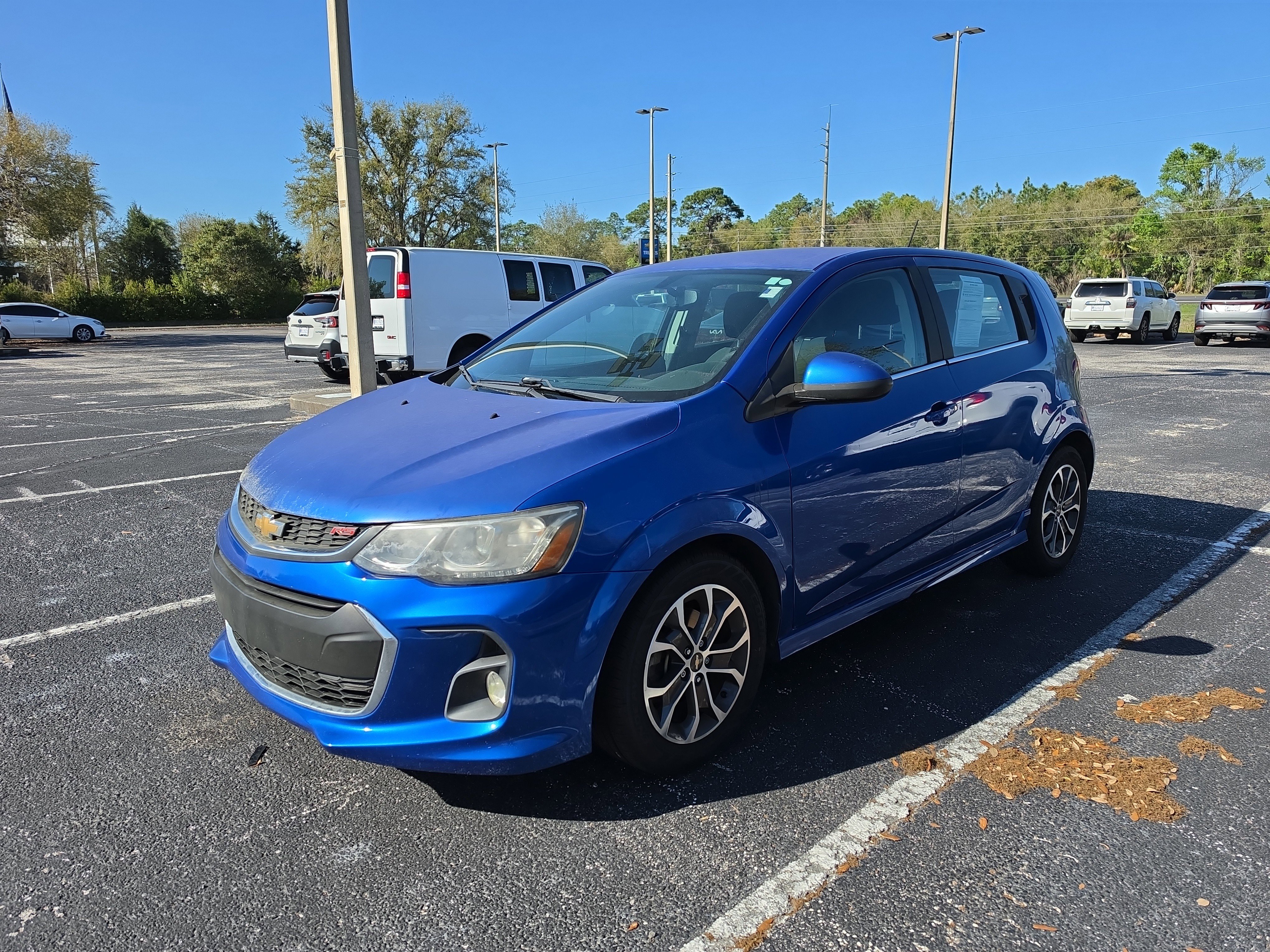 Used 2017 Chevrolet Sonic LT w/ Convenience Package image 1