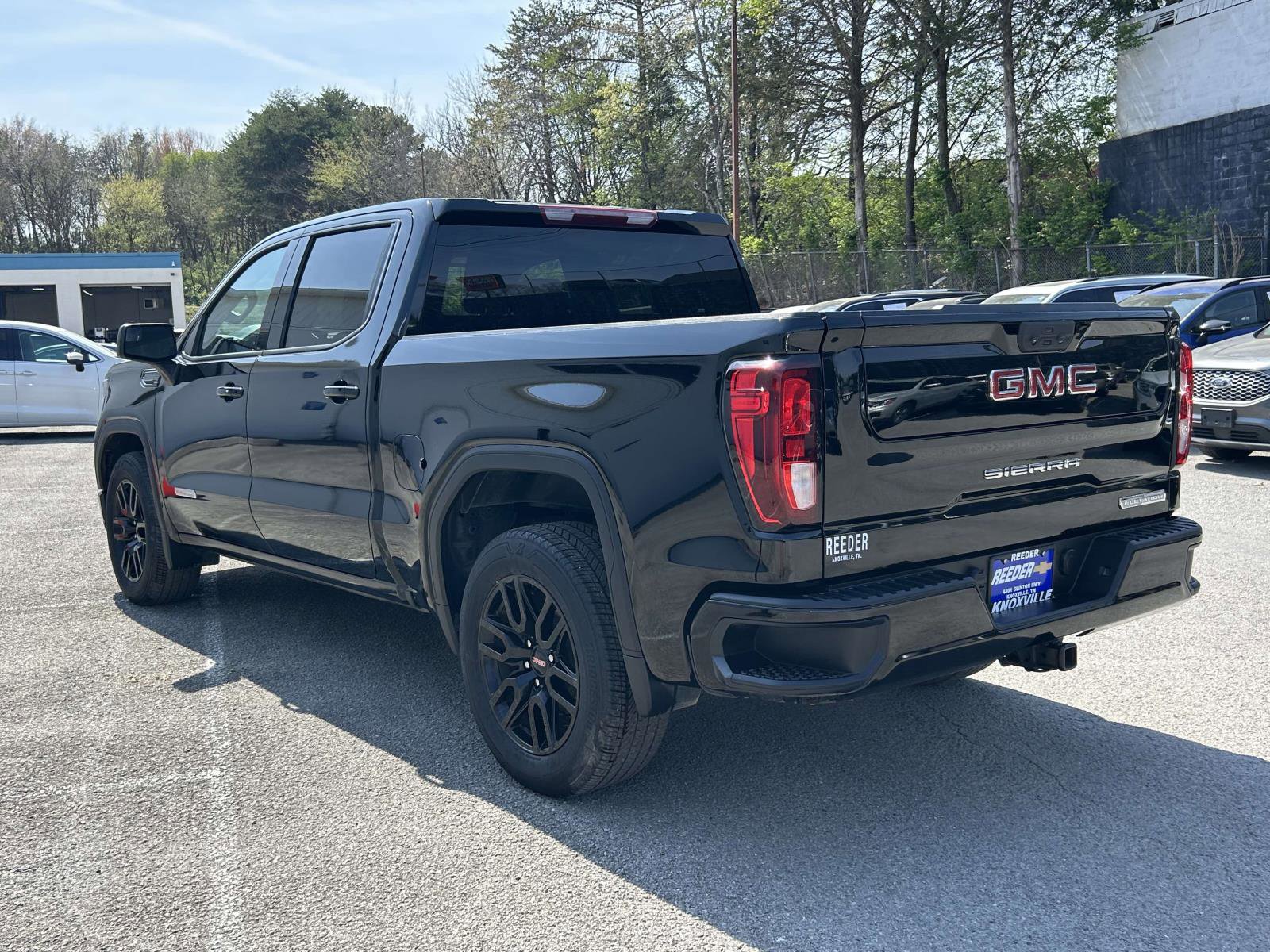 Used 2022 GMC Sierra 1500 Elevation image 5