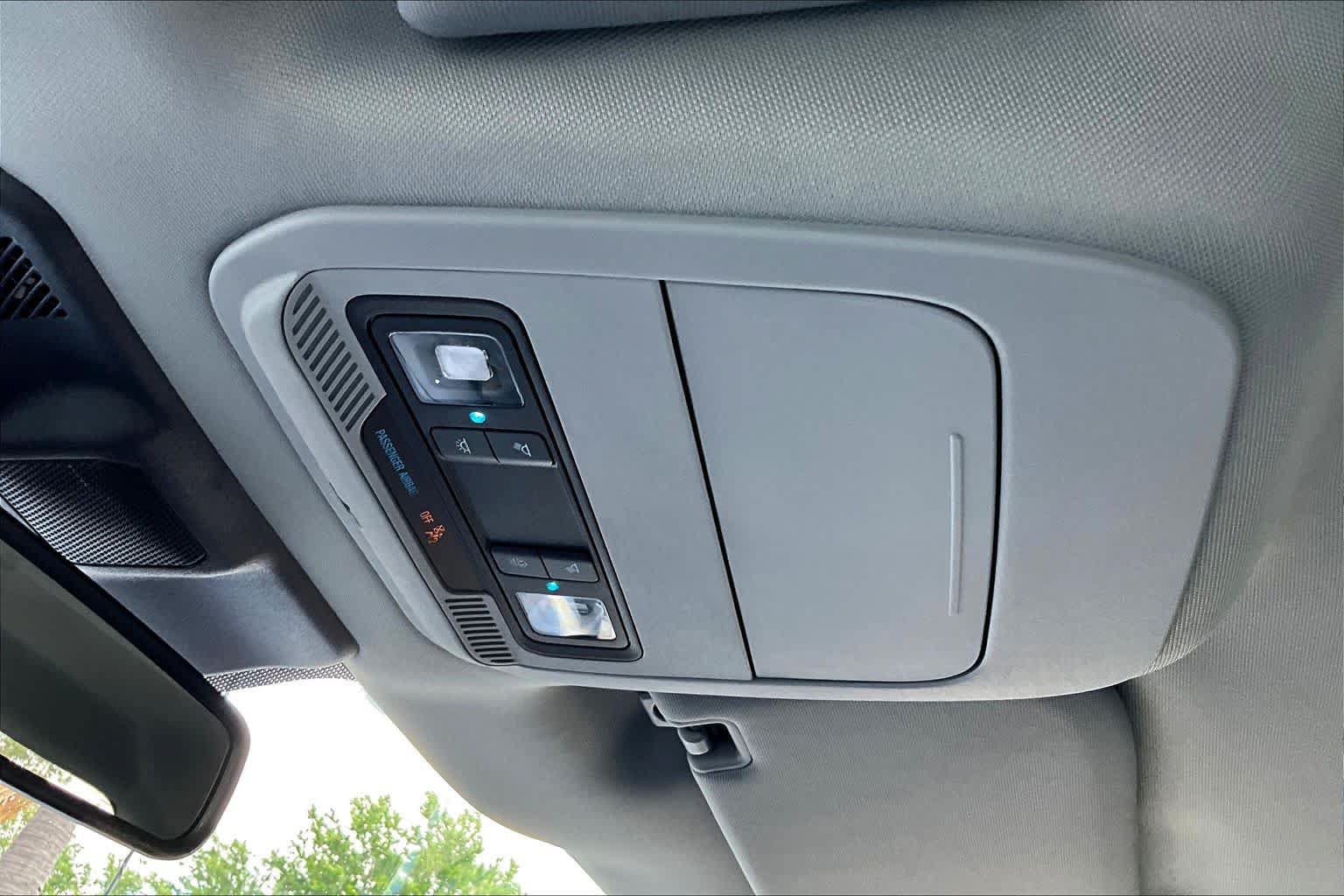 Used 2025 Ford F150 Lariat AWD/4WD image 45