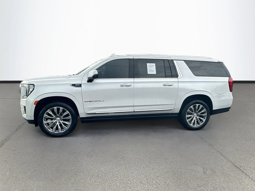Used 2021 GMC Yukon XL Denali w/ Denali Premium Package RWD image 4