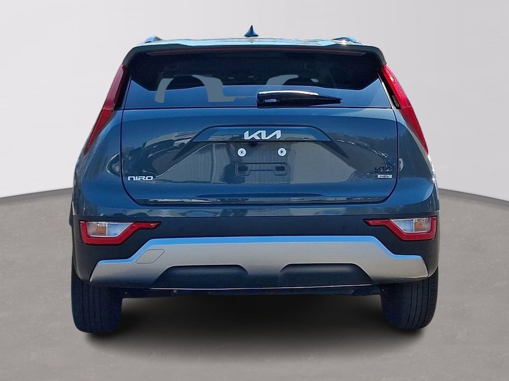 Certified 2025 Kia Niro EX image 5