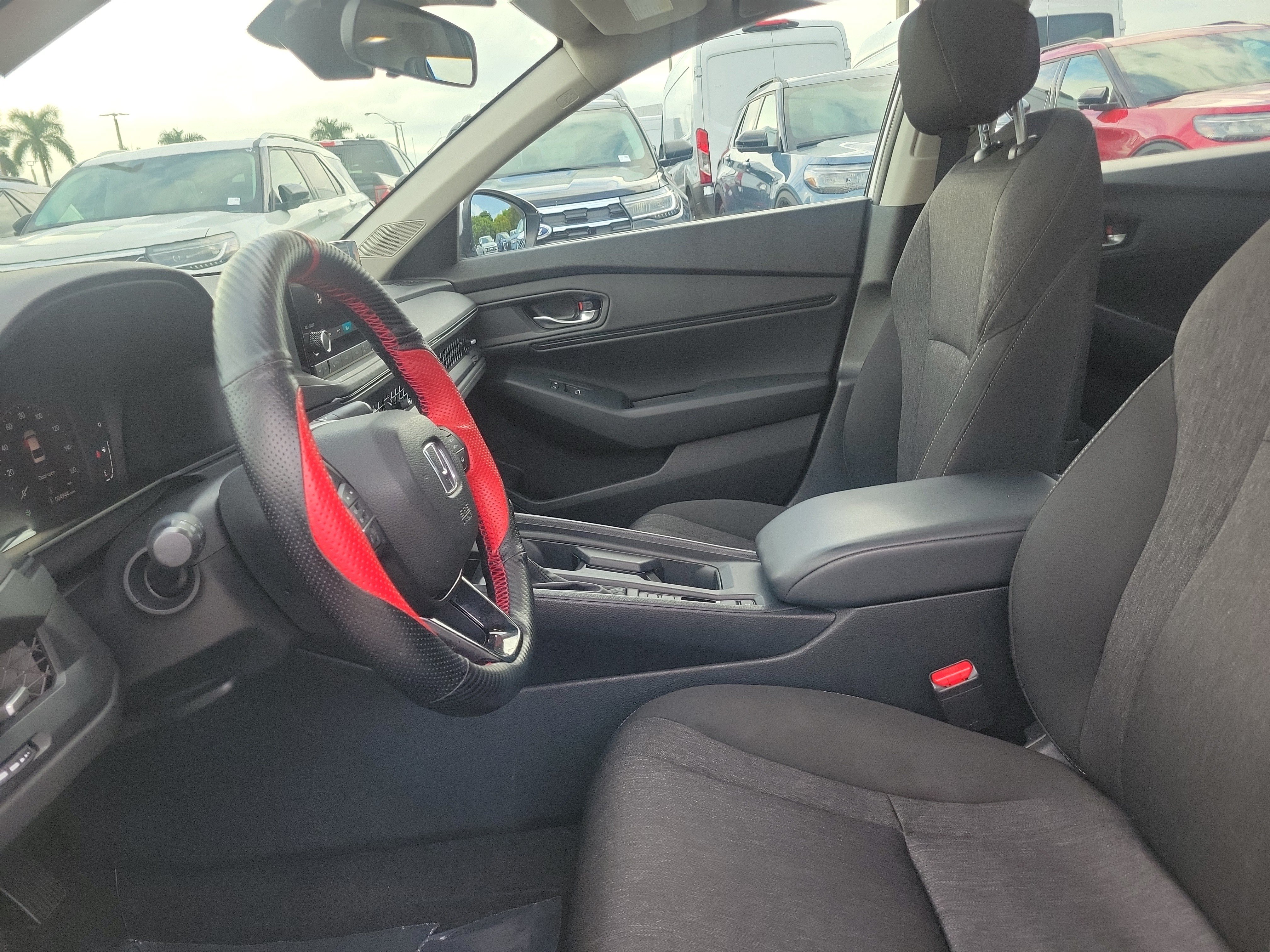 Used 2023 Honda Accord EX image 12
