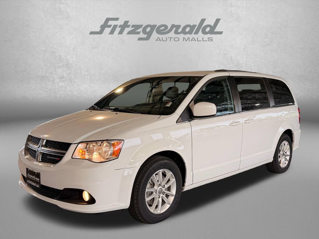 Used 2018 Dodge Grand Caravan SXT FWD image 2