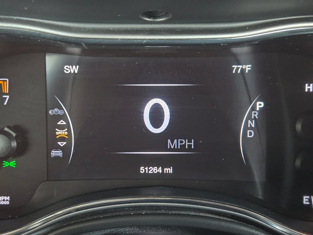 Certified 2021 Jeep Grand Cherokee Laredo X AWD/4WD image 29