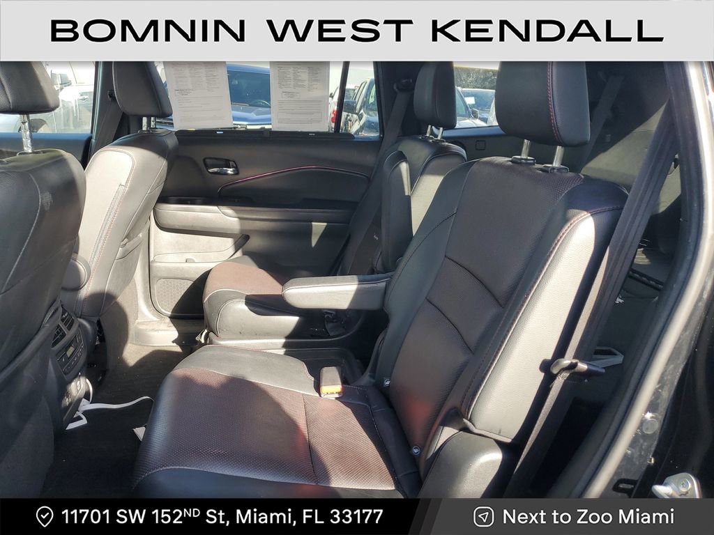Used 2022 Honda Pilot Black Edition image 19