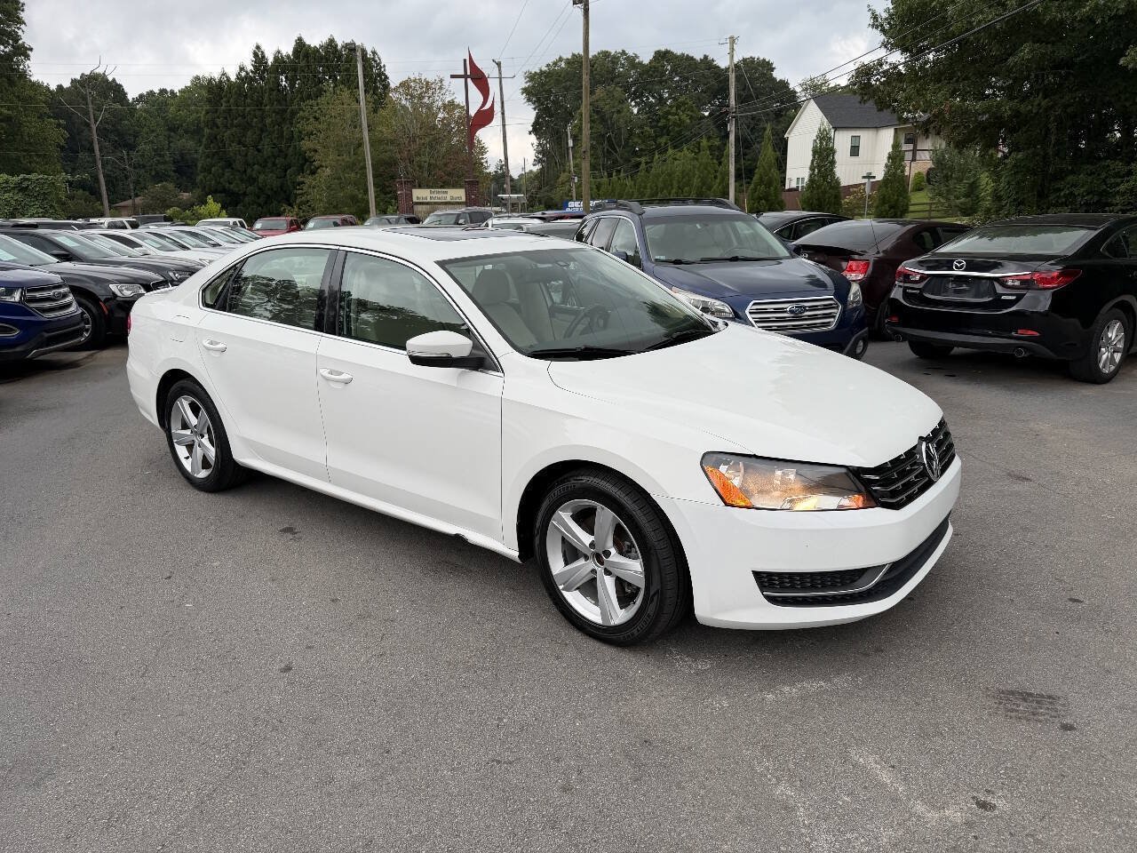 Used 2013 Volkswagen Passat 2.5 SE FWD image 3