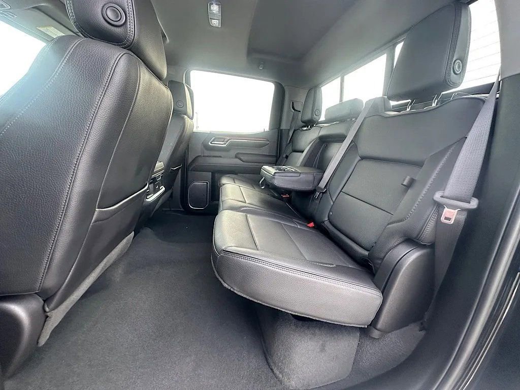 Used 2023 GMC Sierra 1500 Denali w/ Technology Package image 18