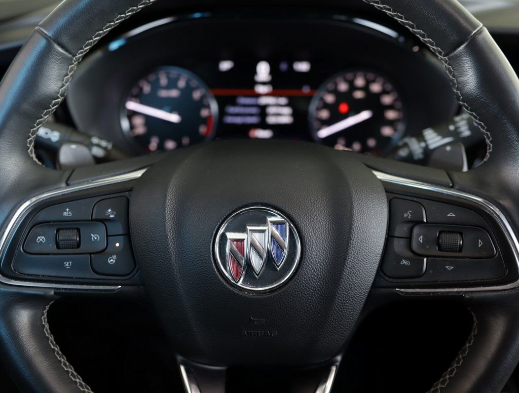 Used 2023 Buick Envision Essence image 10