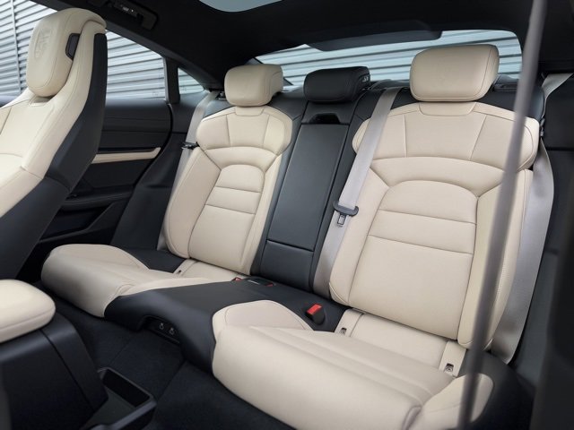 New 2024 Porsche Taycan 4S image 39