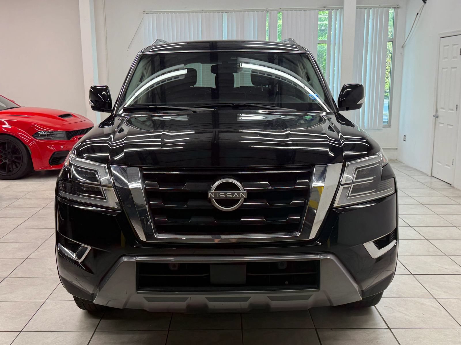 Used 2021 Nissan Armada SV RWD image 2
